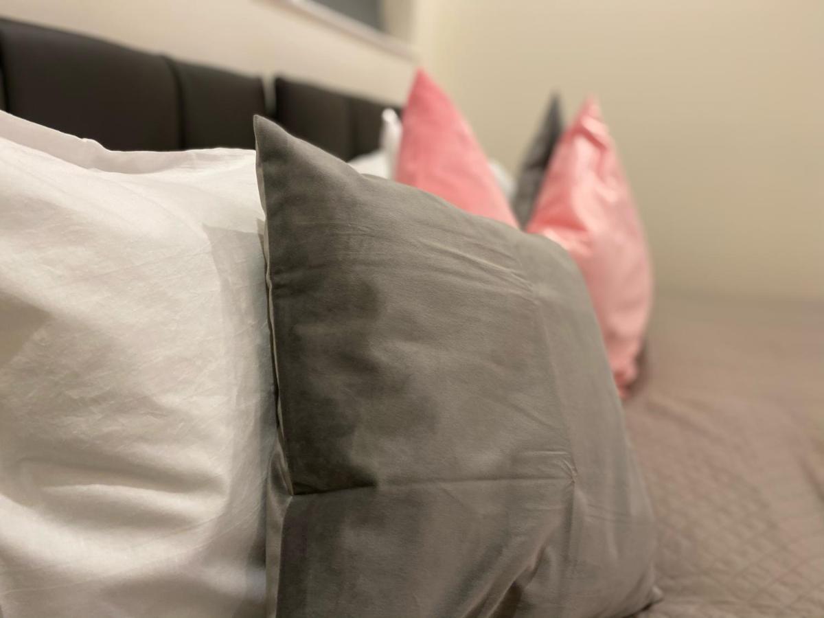 Amazing 2 Bed 2 Bath Private Apartment วัตฟอร์ด ภายนอก รูปภาพ